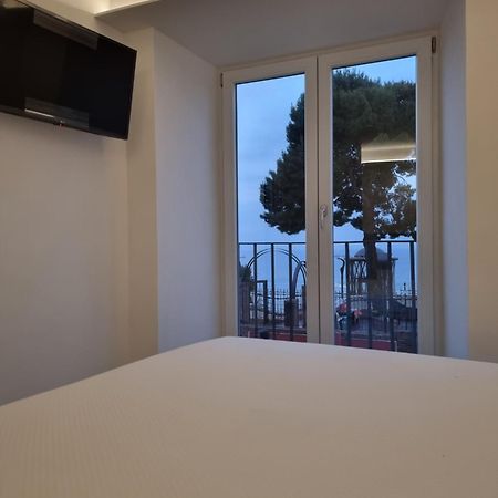 فيلا Il Panorama Vietri الغرفة الصورة